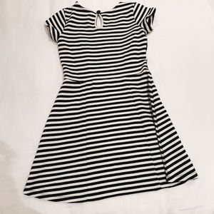 CUTE STRIPED DRESS (BARELY WORN)